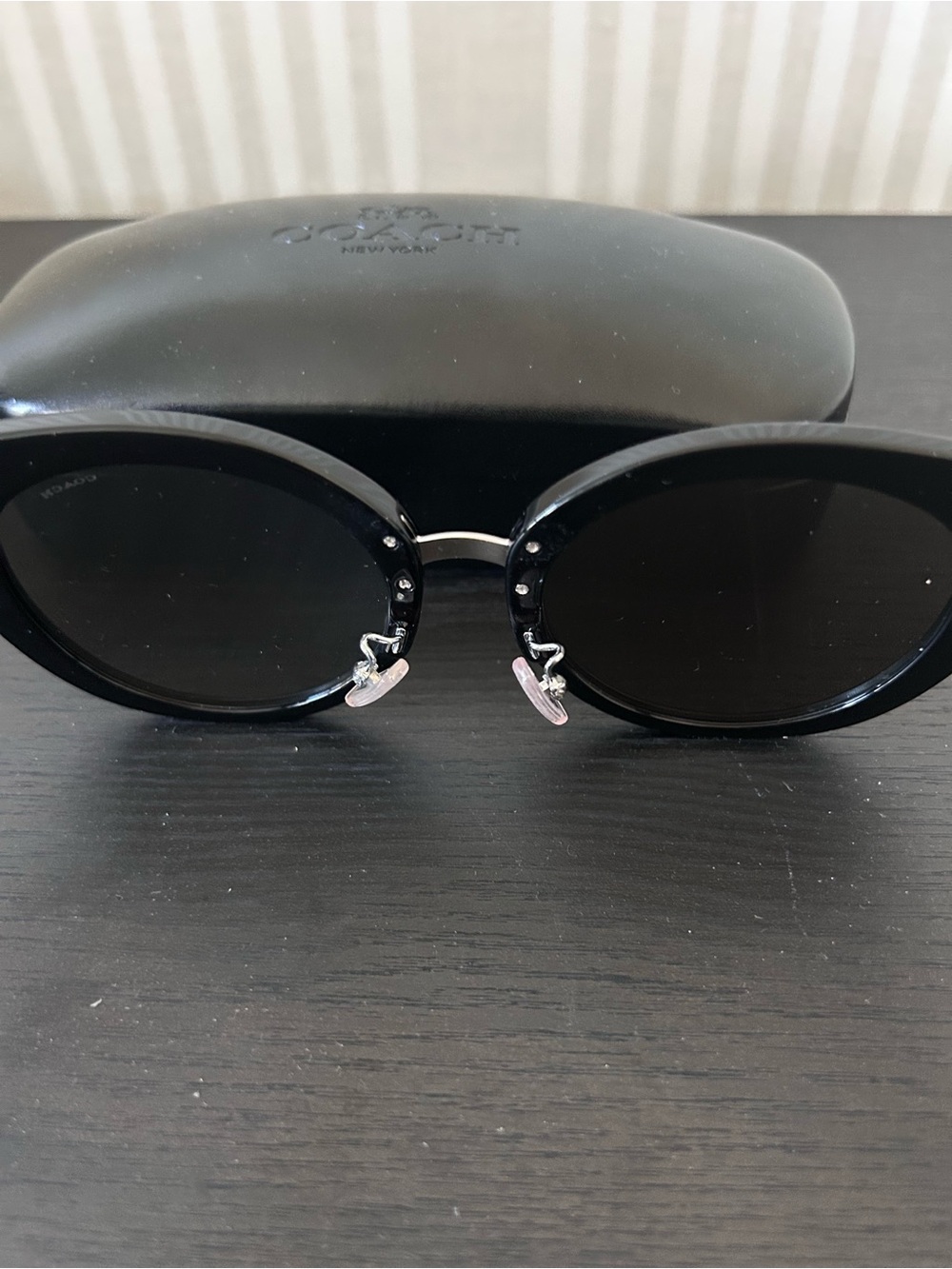COACH Black Cat-Eye Sunglasses with Light Grey Mirrored Lenses NEW - Picture 11 of 12